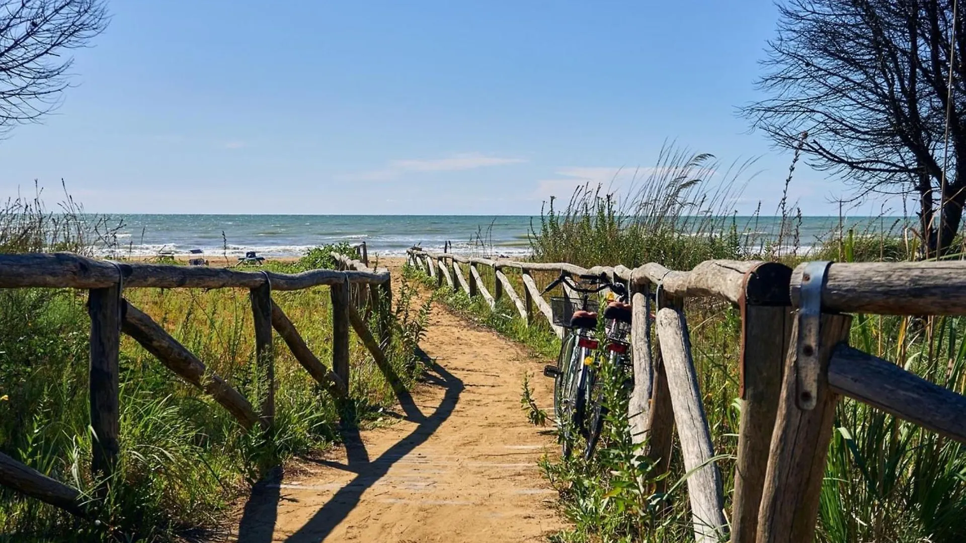 Modernly Equipped Apartment With Balcony In Bibione 0*,